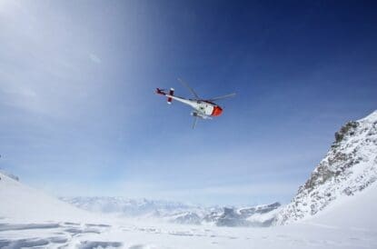 Adrenaline-rush activities in Aosta Valley - heli-skiing. Credit Aosta Valley and Daniel Taylor