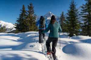 Snowshoeing in Murren